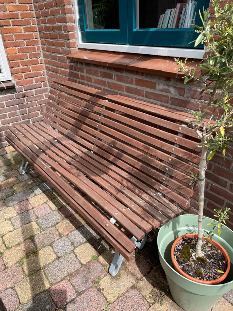 Tuinbank met hardhout en smeedijzer onderstel, Tuin en Terras, Tuinbanken, Ophalen, Gebruikt, Hout