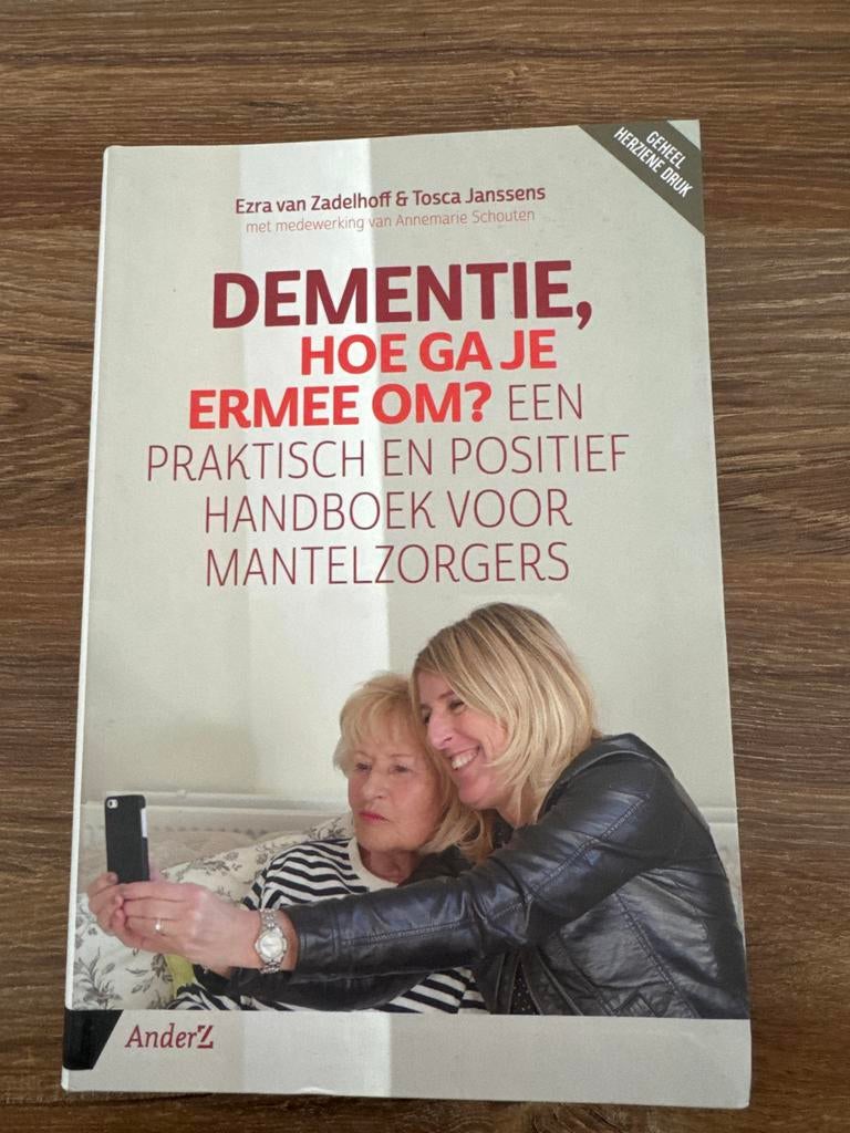 Dementie, Hoe Ga Je Ermee Om? Handboek voor Mantelzorgers, Ophalen, Zo goed als nieuw, Ziekte en Allergie