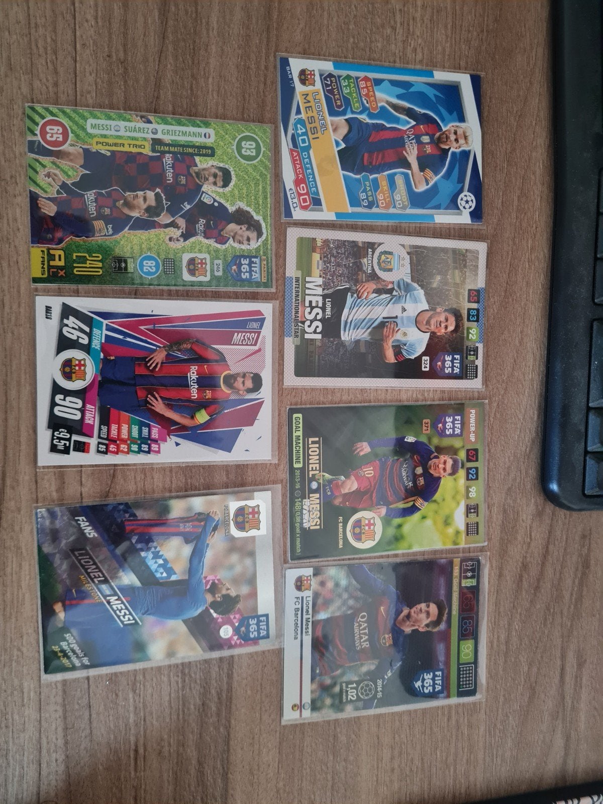 7 Panini en Topps Messi voetbalplaatjes, Verzamelen, Sportartikelen en Voetbal, Ophalen of Verzenden