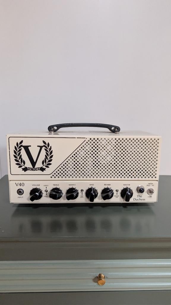 Victory V40 The Duchess buizenversterker, Muziek en Instrumenten, Versterkers | Bas en Gitaar, Zo goed als nieuw, Ophalen of Verzenden