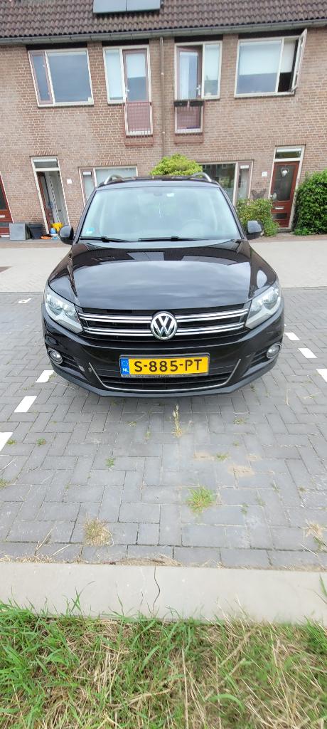 Volkswagen Tiguan 2.0 TDI 81KW BMT 2015 Zwart, Voorwielaandrijving, Stof, 1800 kg, Zwart