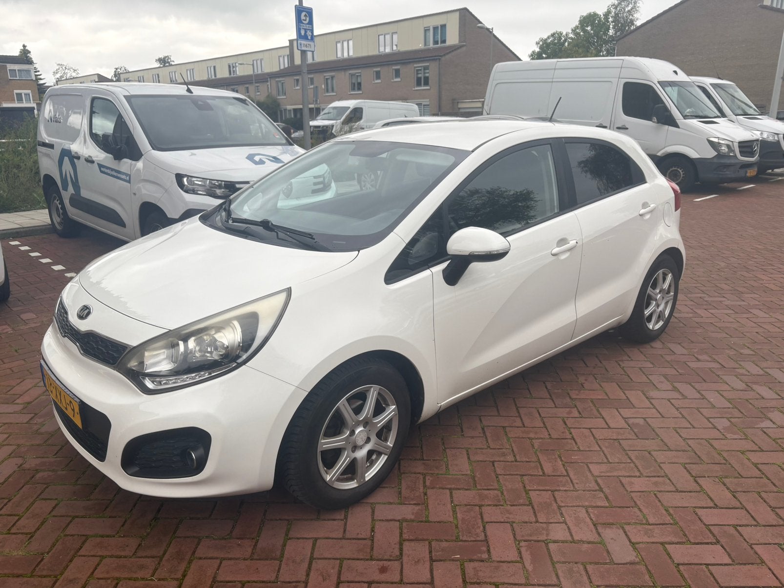 Kia Rio 1.2 I 5DRS 2012 Wit, Auto's, 450 kg, 40 €/maand, 4 cilinders, Wit