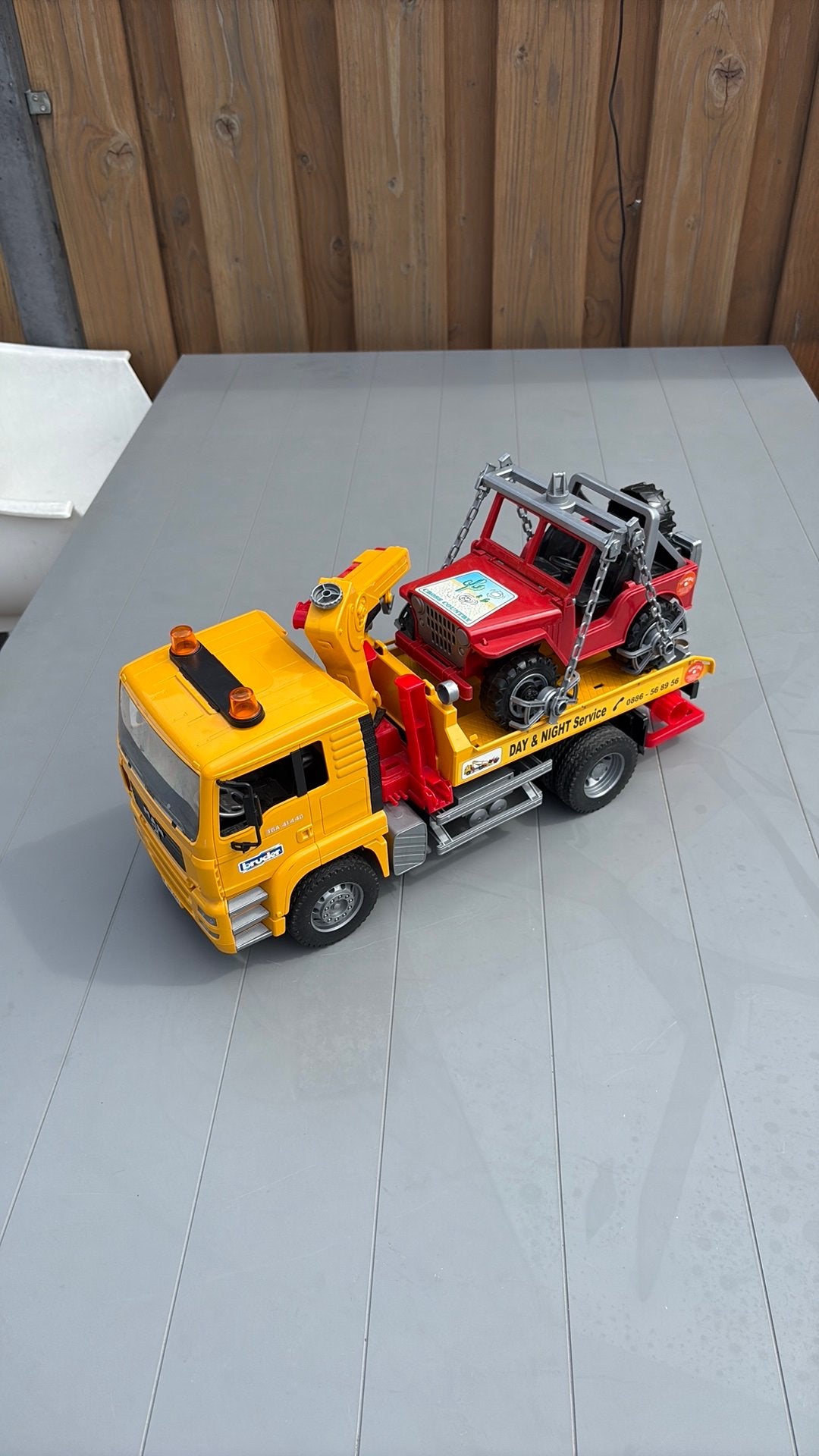 Bruder Takelwagen met Jeep, Ophalen, Gebruikt