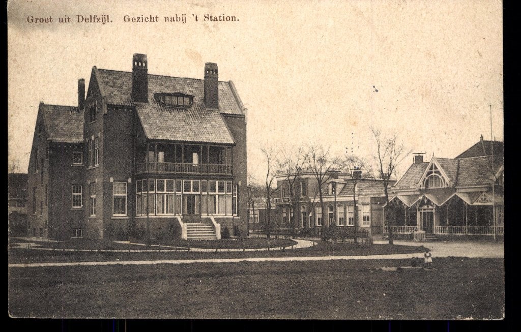 Delfzijl (Gr.), Gezicht nabij het Station, gelopen 1910, Verzenden, Voor 1920, Gelopen, Groningen