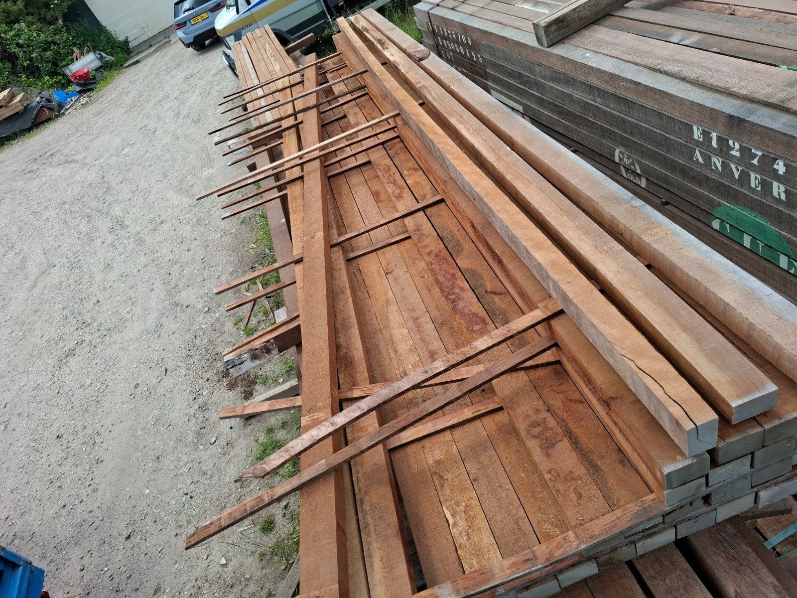 Partij 30 st hardhout palen balken 3 meter bezorgen mogelijk, Tuin en Terras, Ophalen, Nieuw, Hardhout, 250 cm of meer