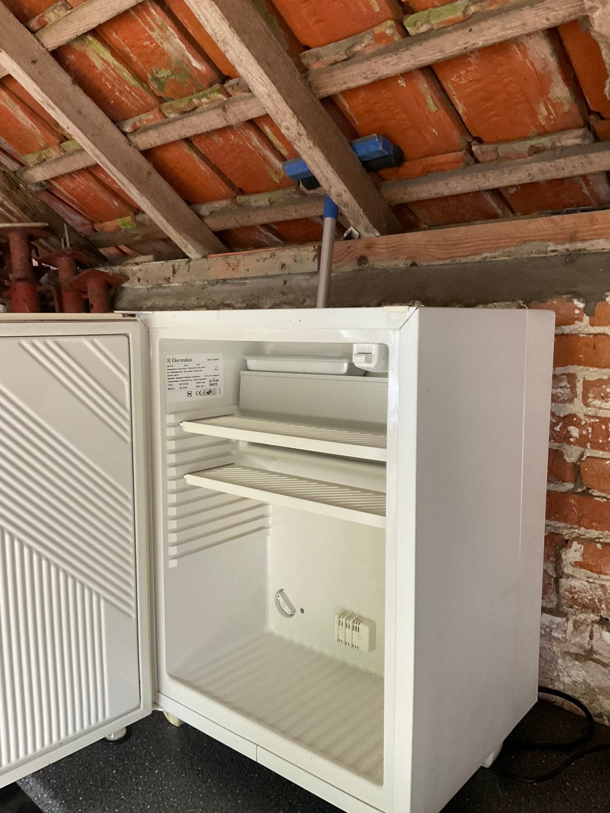Electrolux compacte koelkast, Ophalen, Gebruikt