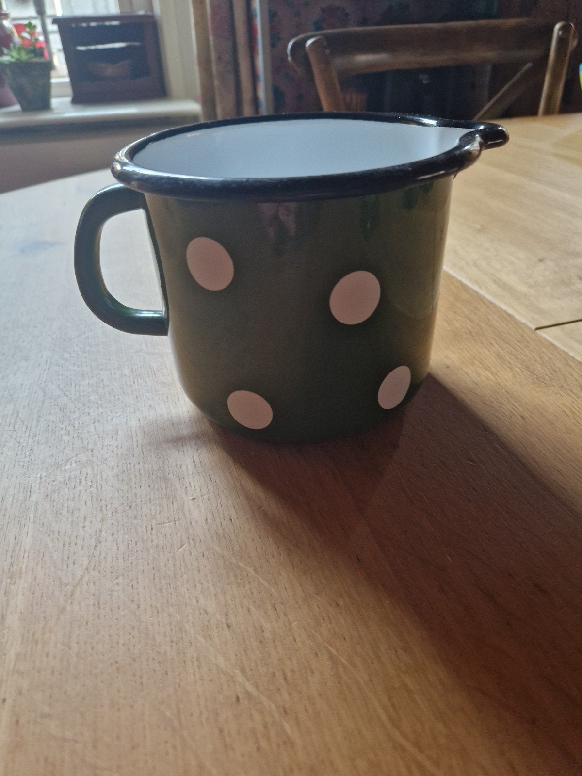 Groen geëmailleerd melkkannetje met polkadots, Ophalen of Verzenden