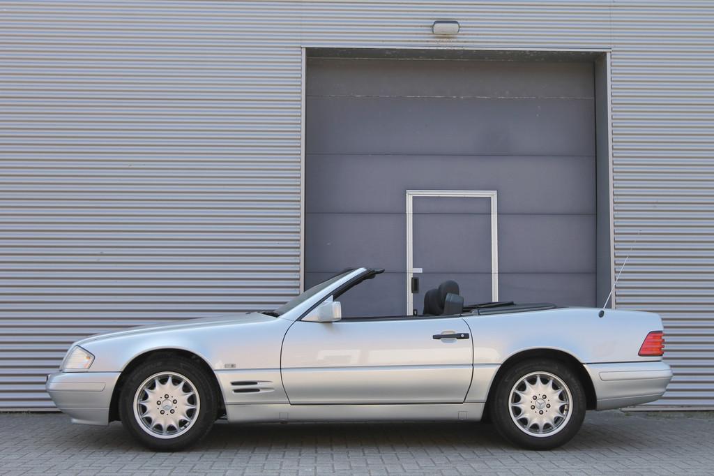 Mercedes-Benz SL-Klasse Cabrio 280 Aut. I Hardtop I 54000 km, Auto's, Automaat, Achterwielaandrijving, Cabriolet, Bedrijf