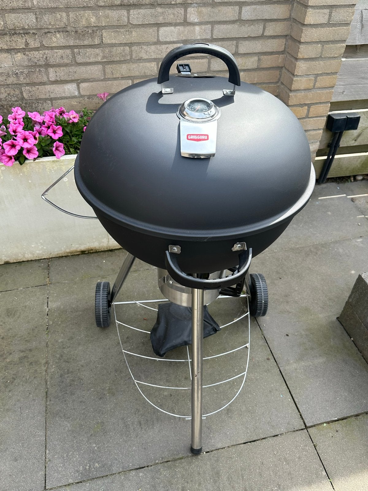 Grill Guru Ketel BBQ 54cm met hoes, Ophalen, Zo goed als nieuw