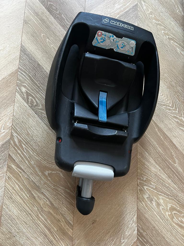 Maxi Cosi Easybase 2, Kinderen en Baby's, Autostoeltjes, Gebruikt, Maxi-Cosi, 0 t/m 13 kg, Autogordel, Ophalen