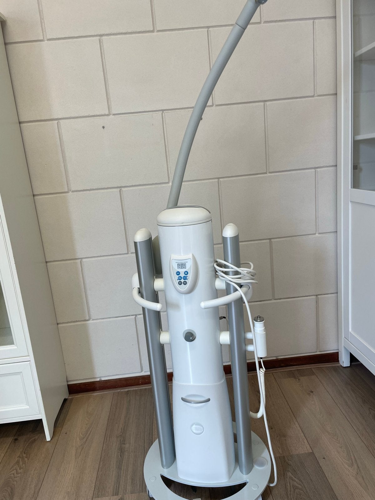 Professioneel Stoomapparaat voor Schoonheidssalon, Ophalen, Gebruikt