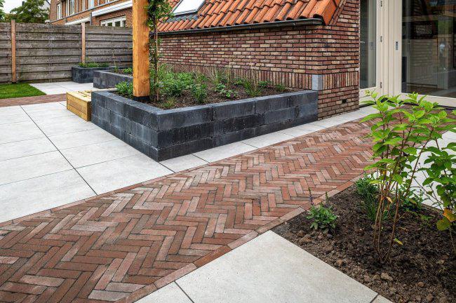 Ervaren Hovenier & Stratenmaker – Donk Infra en Aanleg, Diensten en Vakmensen, Tuinmannen en Stratenmakers, Garantie, Tuinontwerp