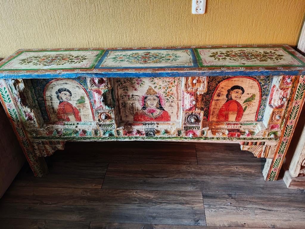 Unieke oosterse en handbeschilderde dressoir, Antiek en Kunst, Antiek | Meubels | Kasten, Ophalen
