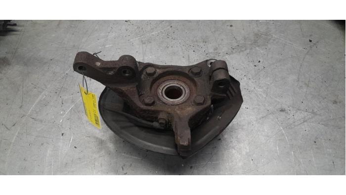 Fusee houder links-voor van een Mitsubishi Grandis, Gebruikt, -, -, Ophalen of Verzenden