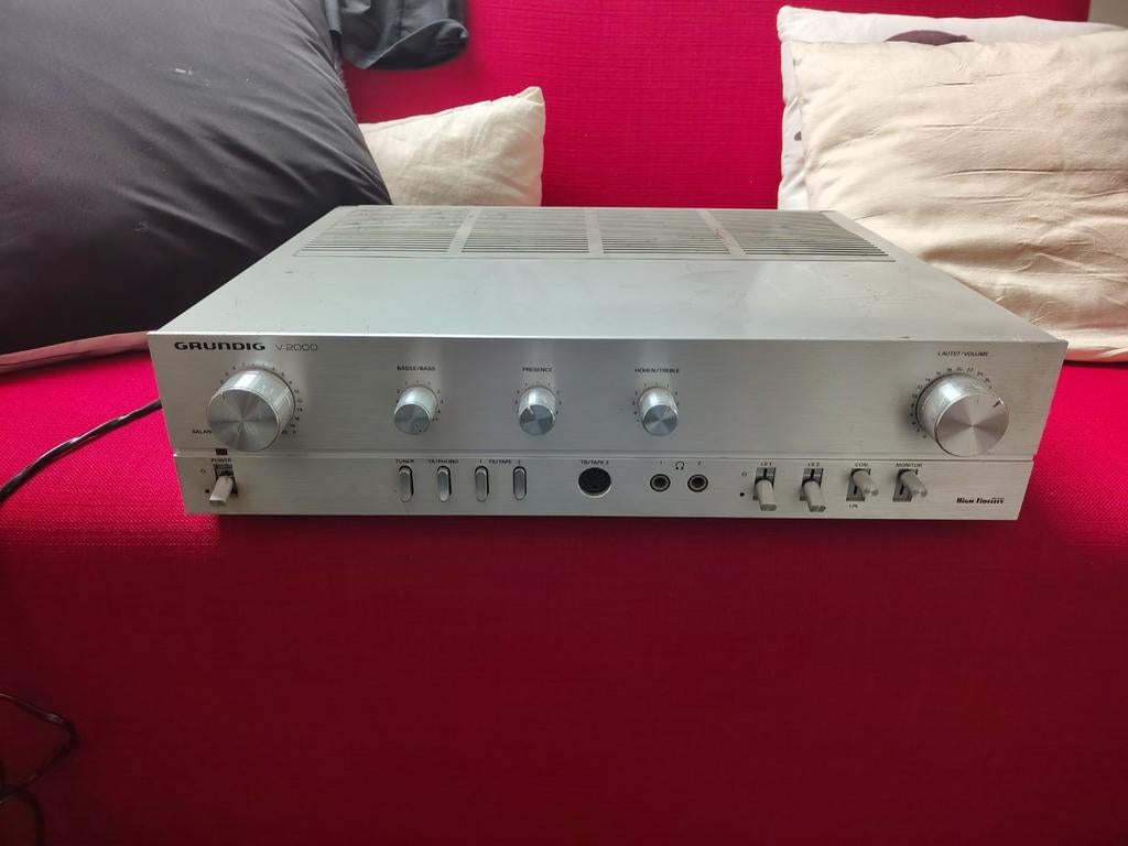 Grundig V2000 Versterker - Vintage Hifi, Audio, Tv en Foto, Versterkers en Receivers, Ophalen, Gebruikt, Stereo, 60 tot 120 watt