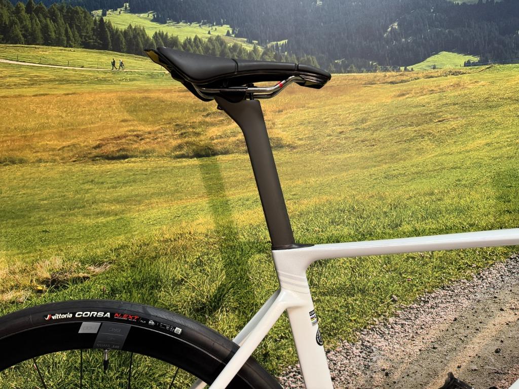 Colnago V5Rs 510 VRWB UltegraDI2 DT ERC1400 €10800,-/€9450,-, 28 inch, Carbon, Heren, Nieuw