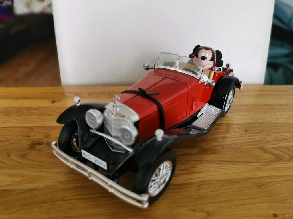 Bburago Disney Mercedes-Benz SSK (1:18), Verzamelen, Disney, Ophalen of Verzenden, Mickey Mouse, Zo goed als nieuw, Beeldje of Figuurtje