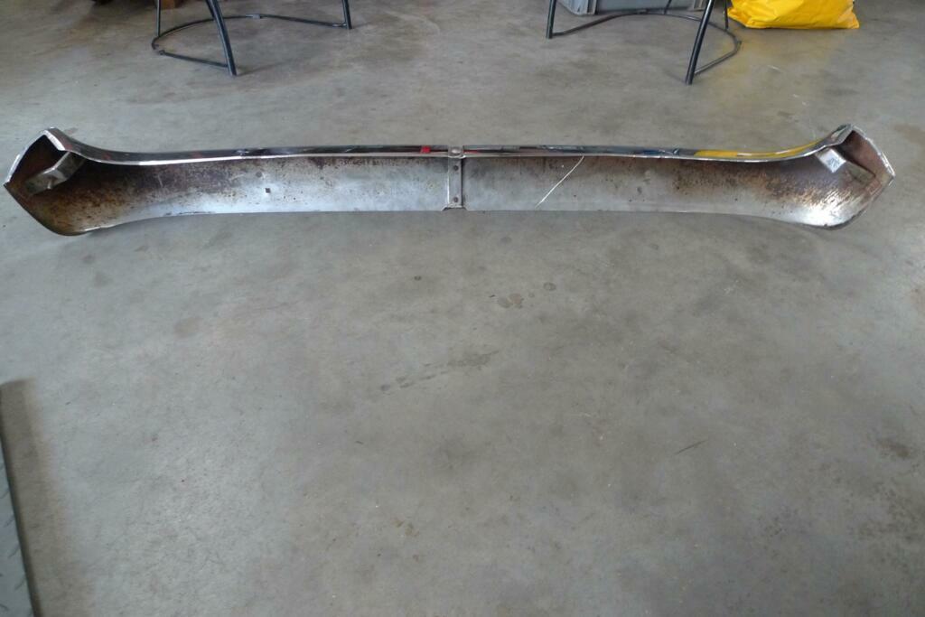 Voorbumper origineel voorbumper Ford P5 loc.kant, Ophalen, Gebruikt, Voor, Bumper