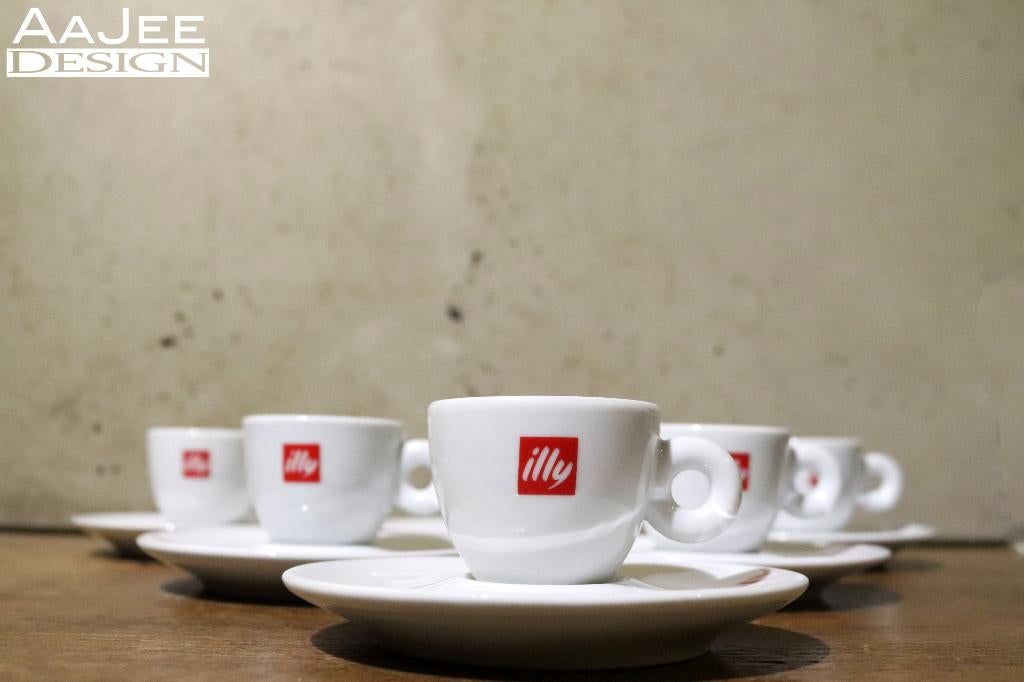 Illy - Espresso kop & grote schotel - Los te koop of per set, Huis en Inrichting, Keuken | Servies, Gebruikt, Ophalen of Verzenden