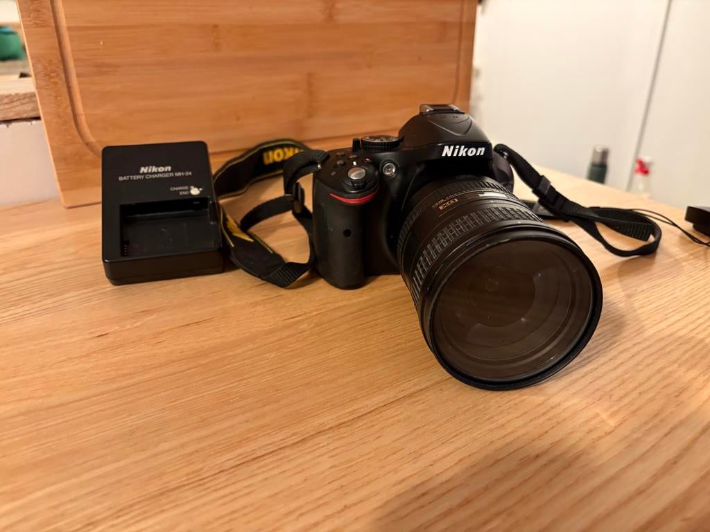 Nikon D5200 Spiegelreflexcamera met prachtige lens en tas, Audio, Tv en Foto, Fotocamera's Digitaal, Ophalen, Gebruikt, Spiegelreflex