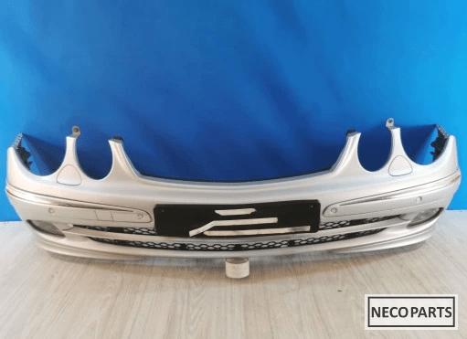 VOORBUMPER ORIGINEEL Mercedes W211 E-KLASSE KLEUR C744, Ophalen of Verzenden, Gebruikt, Mercedes-Benz