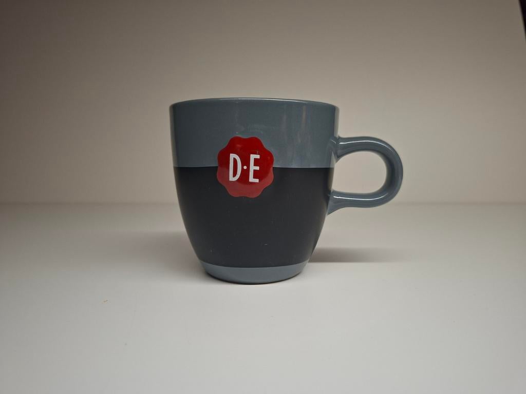DE mok., Ophalen of Verzenden, Porselein, Kop en/of schotel