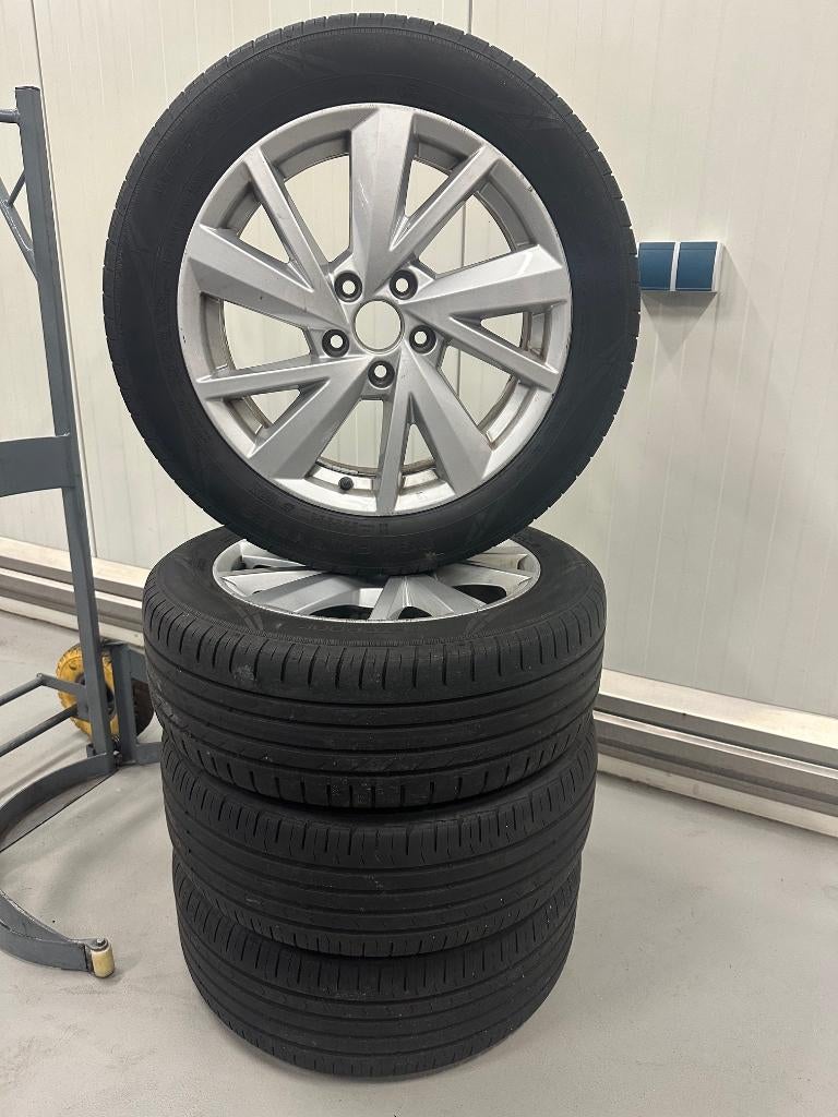 Lichtmetalen zomerwielen set Audi Q2, Ophalen, Banden en Velgen, 17 inch, Personenwagen