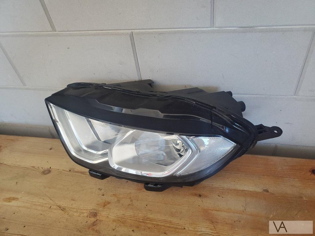 Ford Ecosport 2017 - 2021 koplamp links LED 1 oor af, gaatje, Auto-onderdelen, Ophalen of Verzenden, Gebruikt, Ford