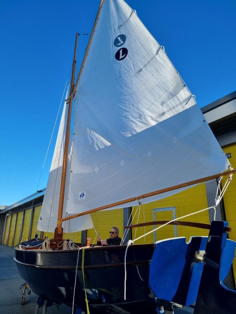 Zeilsloep type Lylou, Watersport en Boten, Sloepen, Ophalen, Tot 10 pk, Binnenboordmotor, Elektrisch