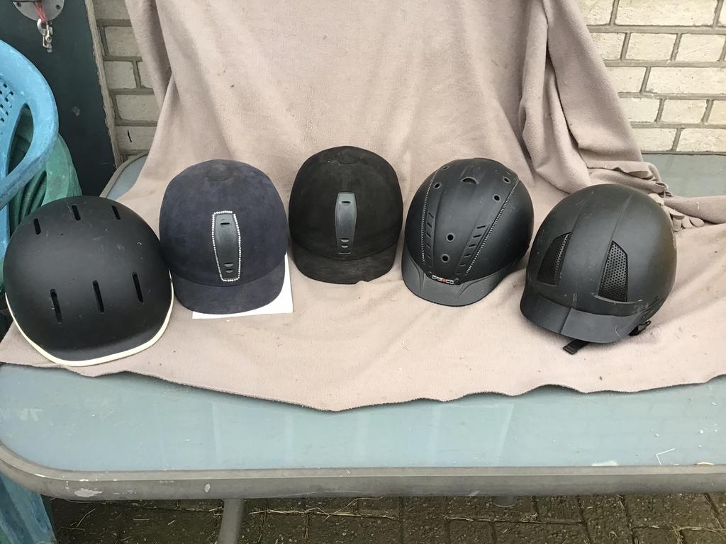 Cap , paardrijhelm, Ophalen of Verzenden, Cap