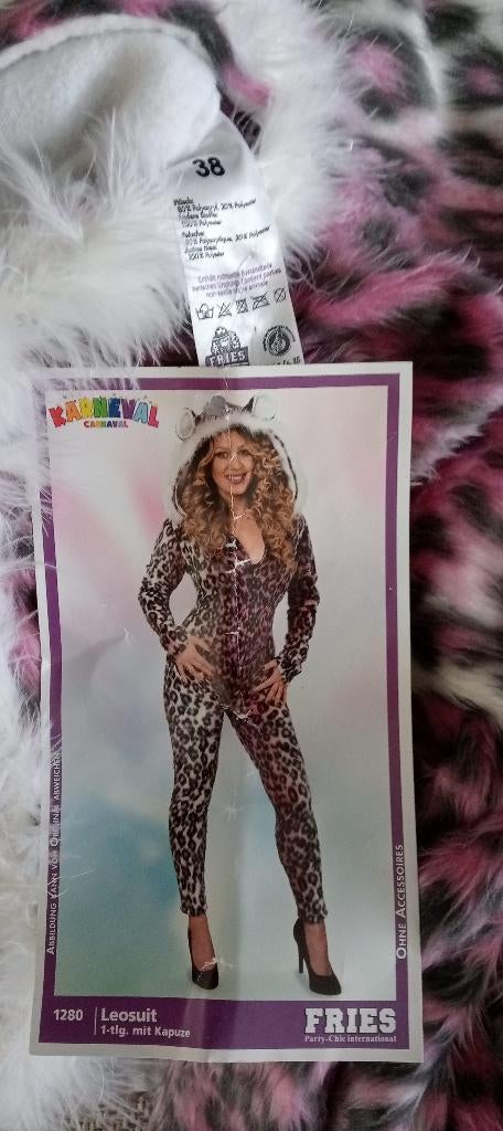 2x nieuwe Roze luipaard jumpsuits maat 36 en 38, Kleding | Dames, Carnavalskleding en Feestkleding, Nieuw, Kleding, Carnaval, Maat 36 (S)
