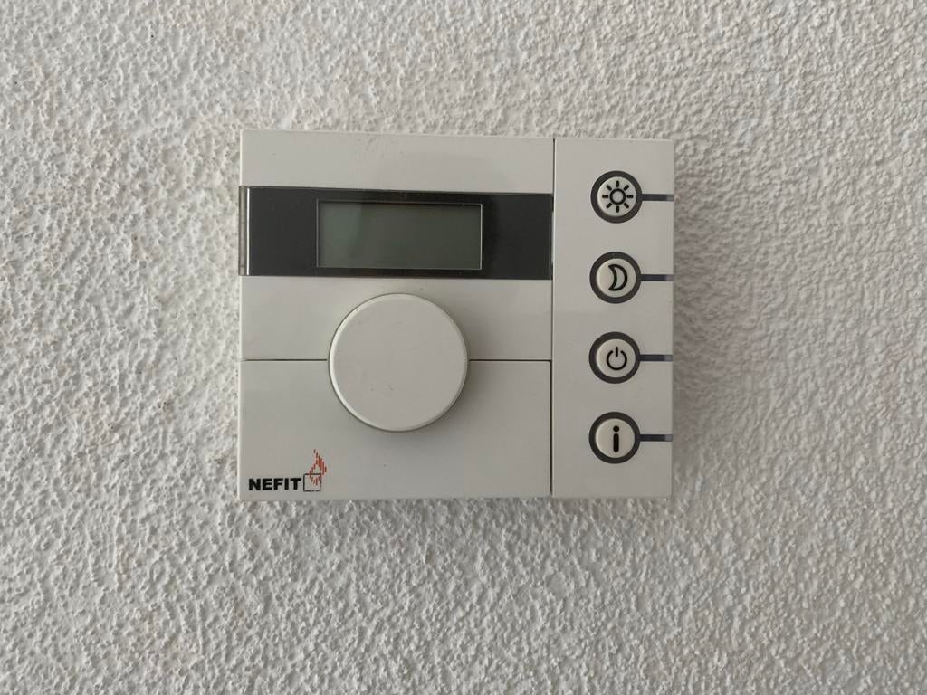 Nefit thermostaat, model moduline 200 NL EVv18320, Ophalen of Verzenden