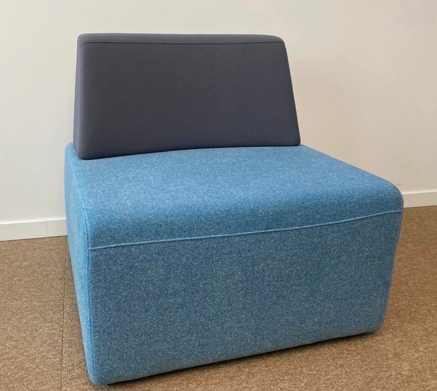 Steelcase B Free NV Cube Lounge Stoel, Huis en Inrichting, Stoelen, Zo goed als nieuw, Twee, Stof, Blauw, Ophalen of Verzenden