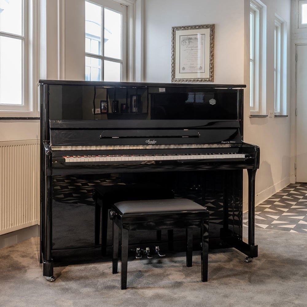 Zelfspelende design piano - demo model - zwart hoogglans, Muziek en Instrumenten, Piano's, Zwart, Ophalen of Verzenden, Zo goed als nieuw