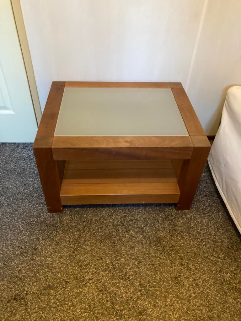 Bijzettafel/ salontafeltje massief kersen, Ophalen, Minder dan 50 cm, 50 tot 100 cm, Zo goed als nieuw