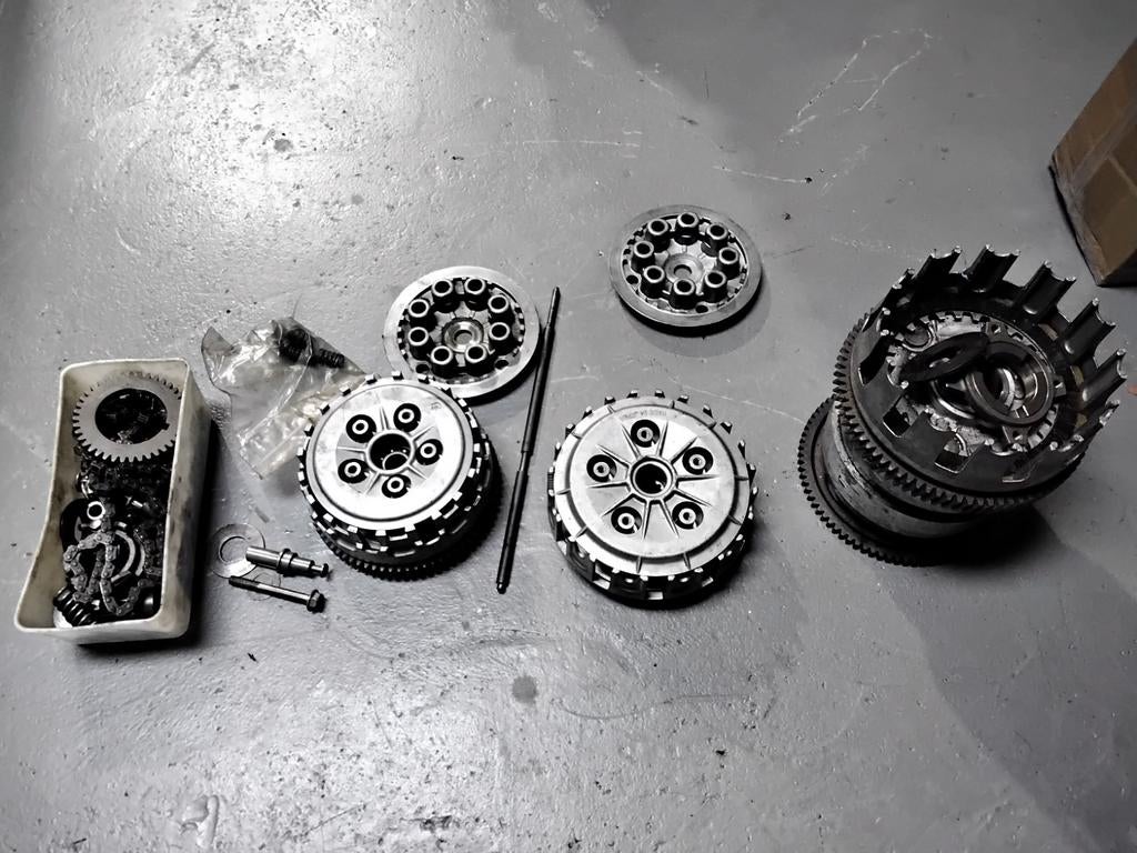 Koppelingshuis intruder vs1400, Motoren, Onderdelen | Suzuki, Ophalen of Verzenden