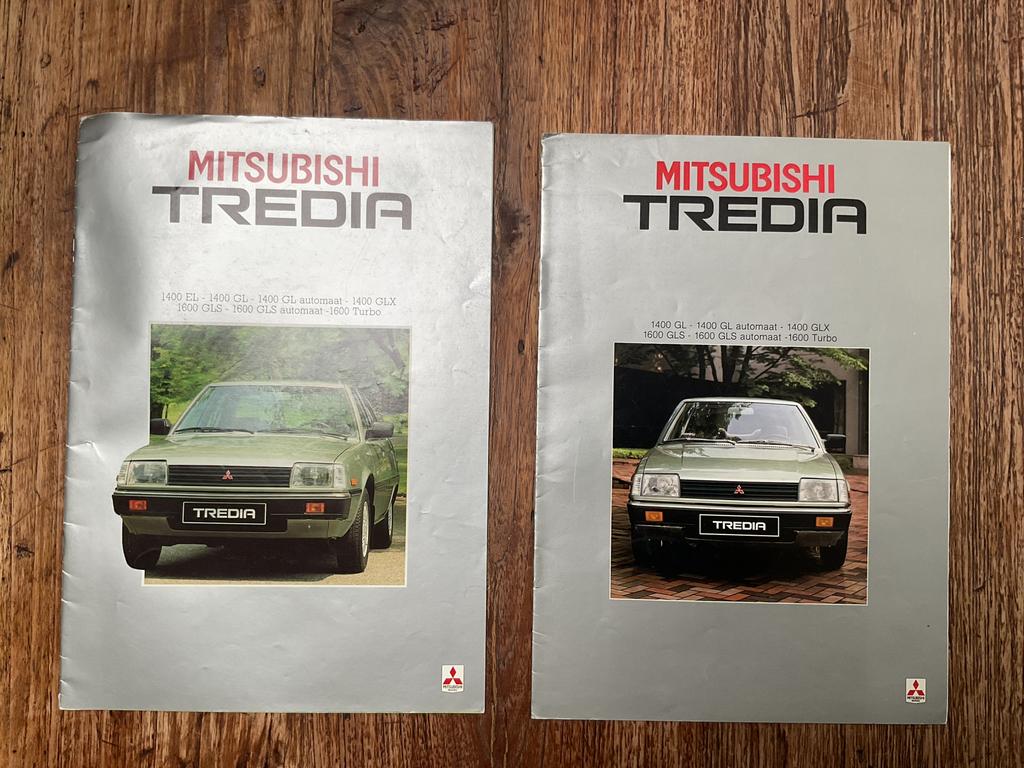 Mitsubishi Tredia folders 1982, 1985, Ophalen of Verzenden, Zo goed als nieuw, Mitsubishi