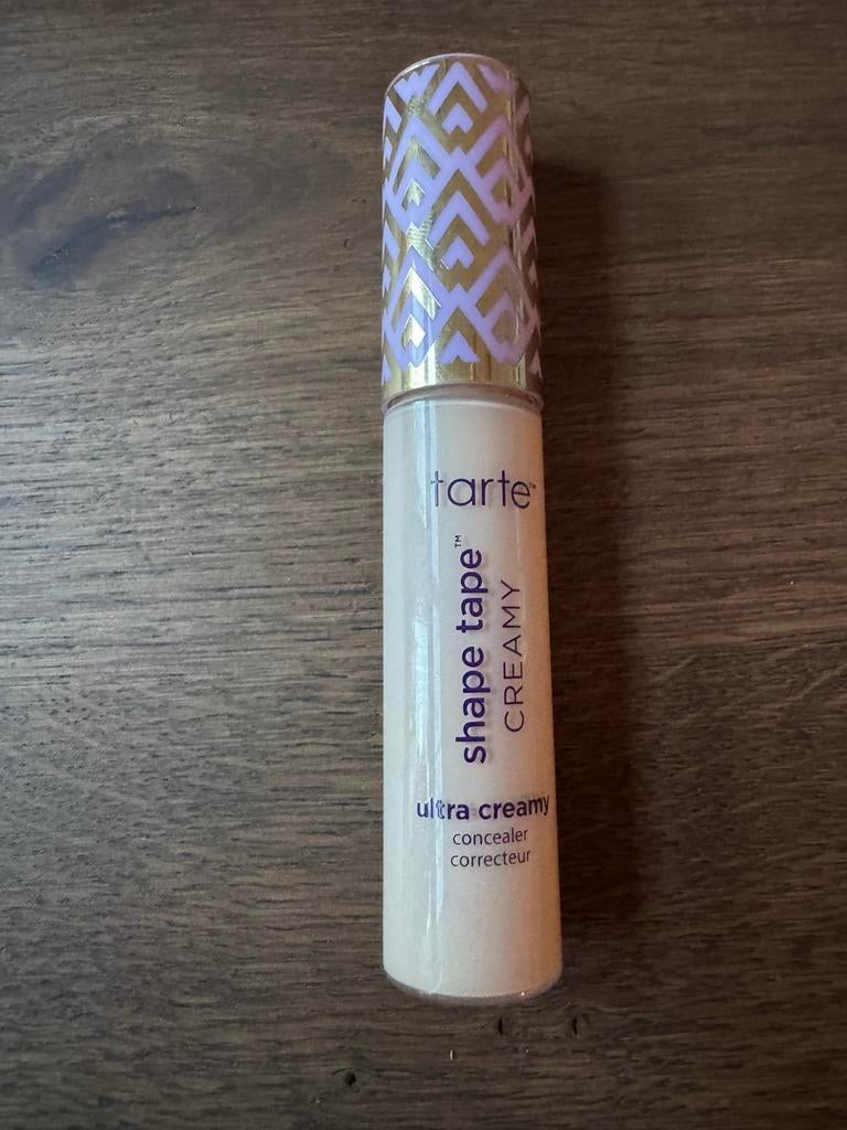 Tarte Shape Tape Concealer - 22N Light Neutral, Sieraden, Tassen en Uiterlijk, Uiterlijk | Cosmetica en Make-up, Beige, Zo goed als nieuw