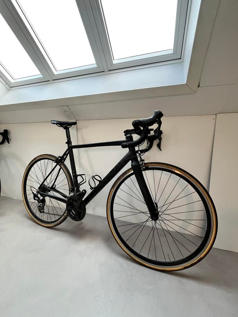 Sensa Modena LTD 105 (2021) Maat 54 + Wahoo Bolt V2, Fietsen en Brommers, Carbon, Zo goed als nieuw, Meer dan 20 versnellingen