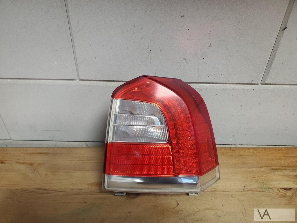 Volvo V70 en XC70 2013 - 2017 achterlicht rechts facelift, Ophalen of Verzenden, Gebruikt, Volvo