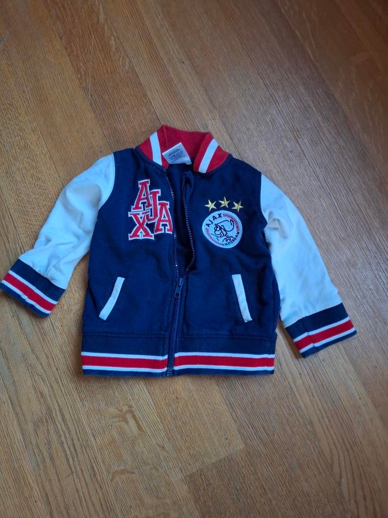 Jongens vest, Ophalen of Verzenden, Zo goed als nieuw, Jongen, Trui of Vest
