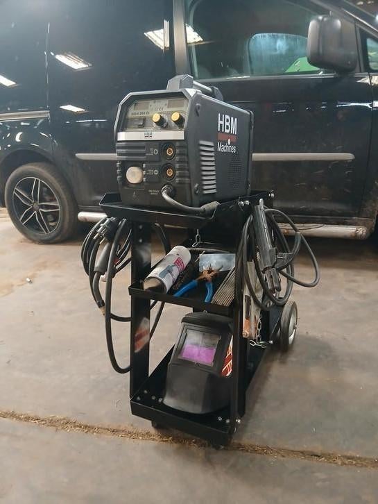 Hbm 200 CI MAG inverter en igbt nieuw!!!, Doe-het-zelf en Verbouw, Gereedschap | Lasapparaten, Ophalen of Verzenden, Zo goed als nieuw
