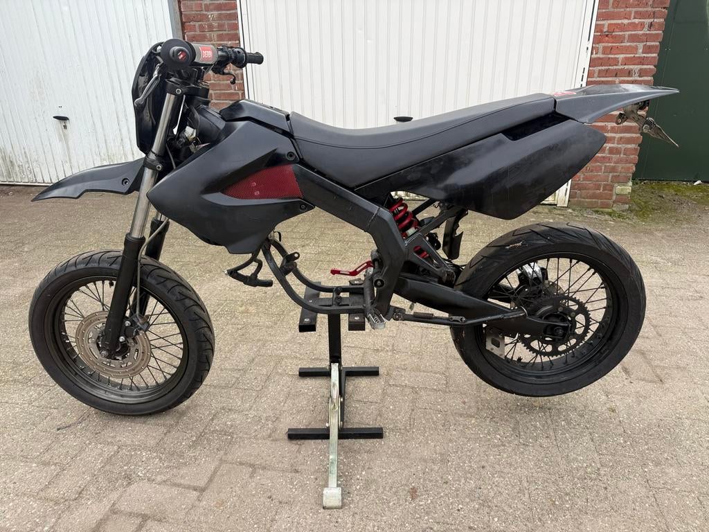 Derbi Xtreme rollend frame in onderdelen, Fietsen en Brommers, Brommeronderdelen | Algemeen, Frame, Gebruikt, Derbi, Derbi