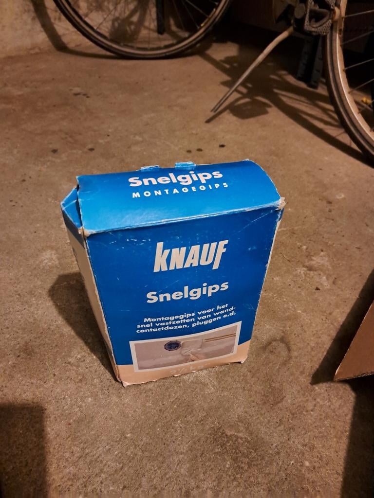Gipsspullen: Snelgips 2,5 kg, Stucprimer 1 kg, Gaasband 90m, Ophalen, Overige materialen, 12 cm of meer, Nieuw