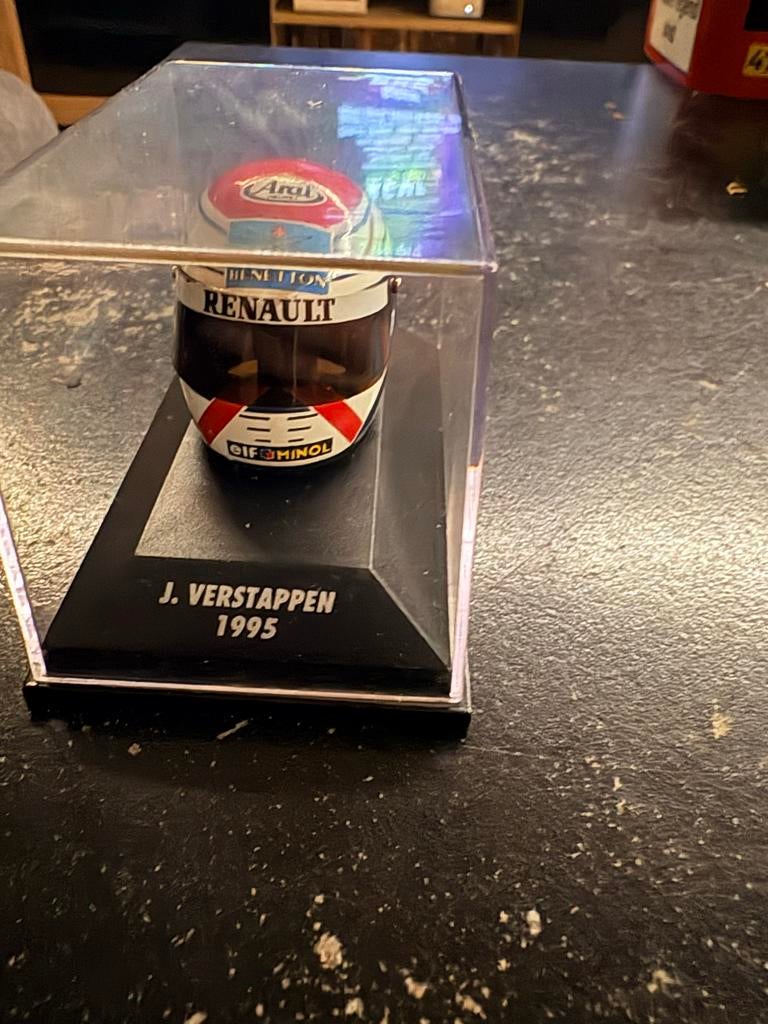 J. Verstappen 1995 Helm Miniatuur, Ophalen of Verzenden, Zo goed als nieuw, Formule 1