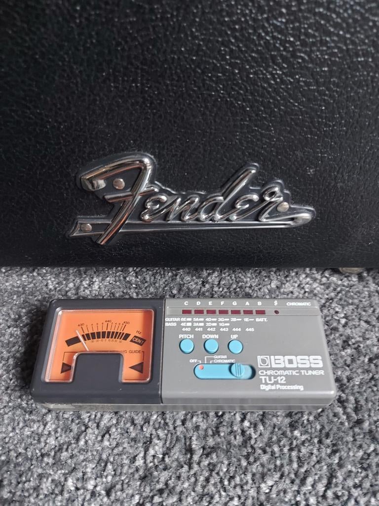 Boss TU-12 Chromatic Tuner, Muziek en Instrumenten, Ophalen of Verzenden, Gebruikt