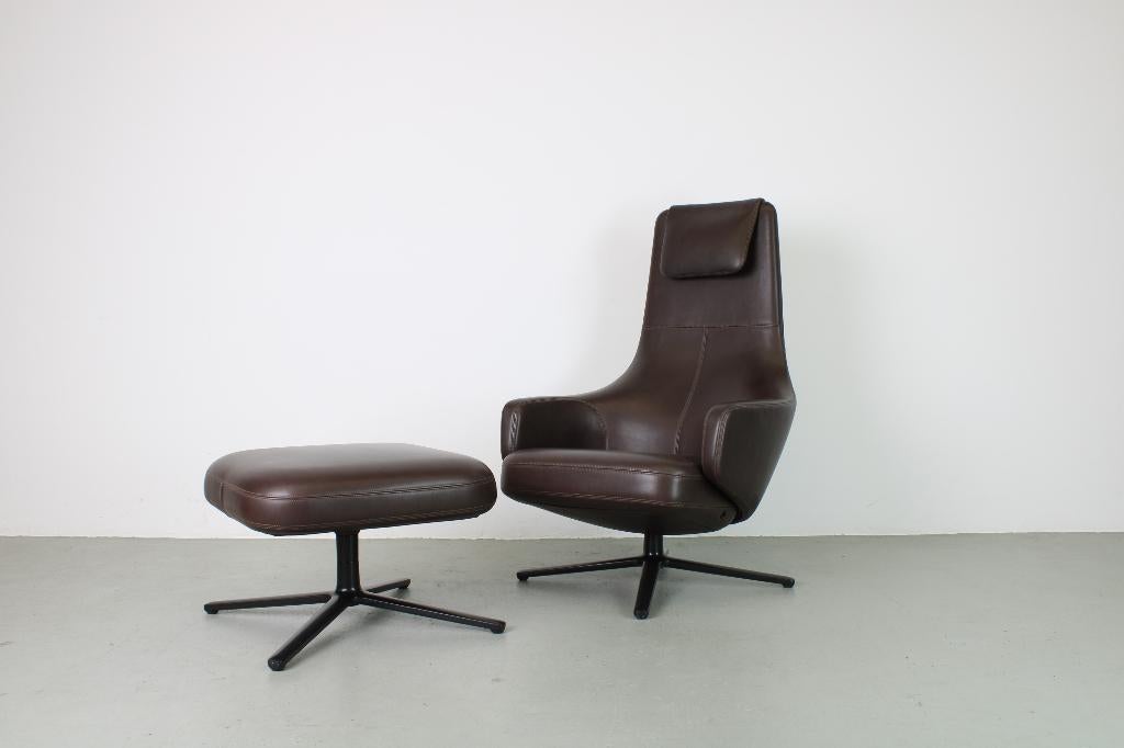 Vitra Repos fauteuil met ottoman, Chocolate bruin, Huis en Inrichting, Fauteuils, Ophalen, Zo goed als nieuw, 50 tot 75 cm, Leer