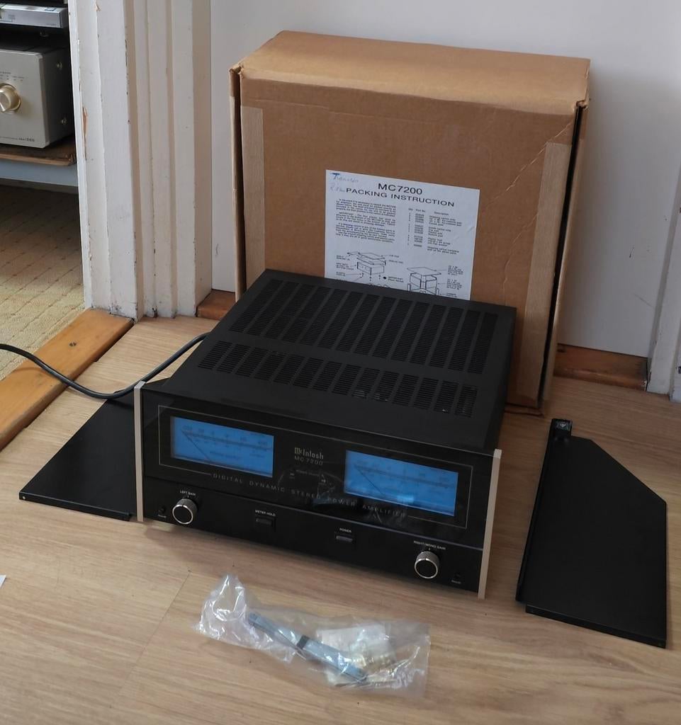 McIntosh MC7200 Stereo Eindversterker - Topstaat!, Zo goed als nieuw, 120 watt of meer, Stereo, Ophalen