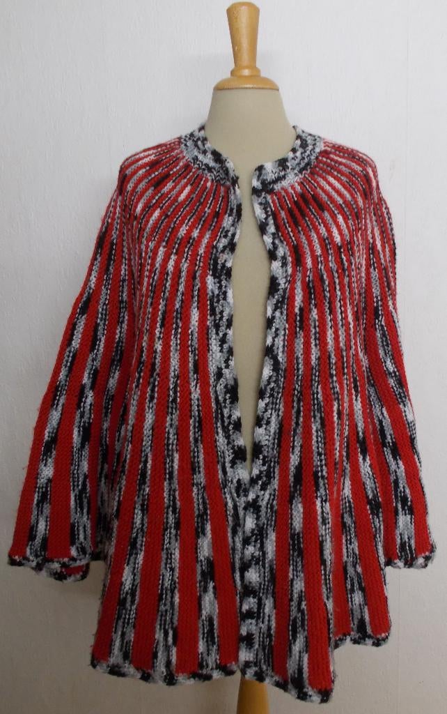 Handmade mooi rood soepel en zacht klokkend vest! L/XL, Ophalen of Verzenden, Zo goed als nieuw, Maat 42/44 (L), Rood