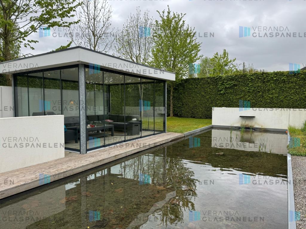 Foto 12 van Glazen schuifwanden, getint glas, helder glas